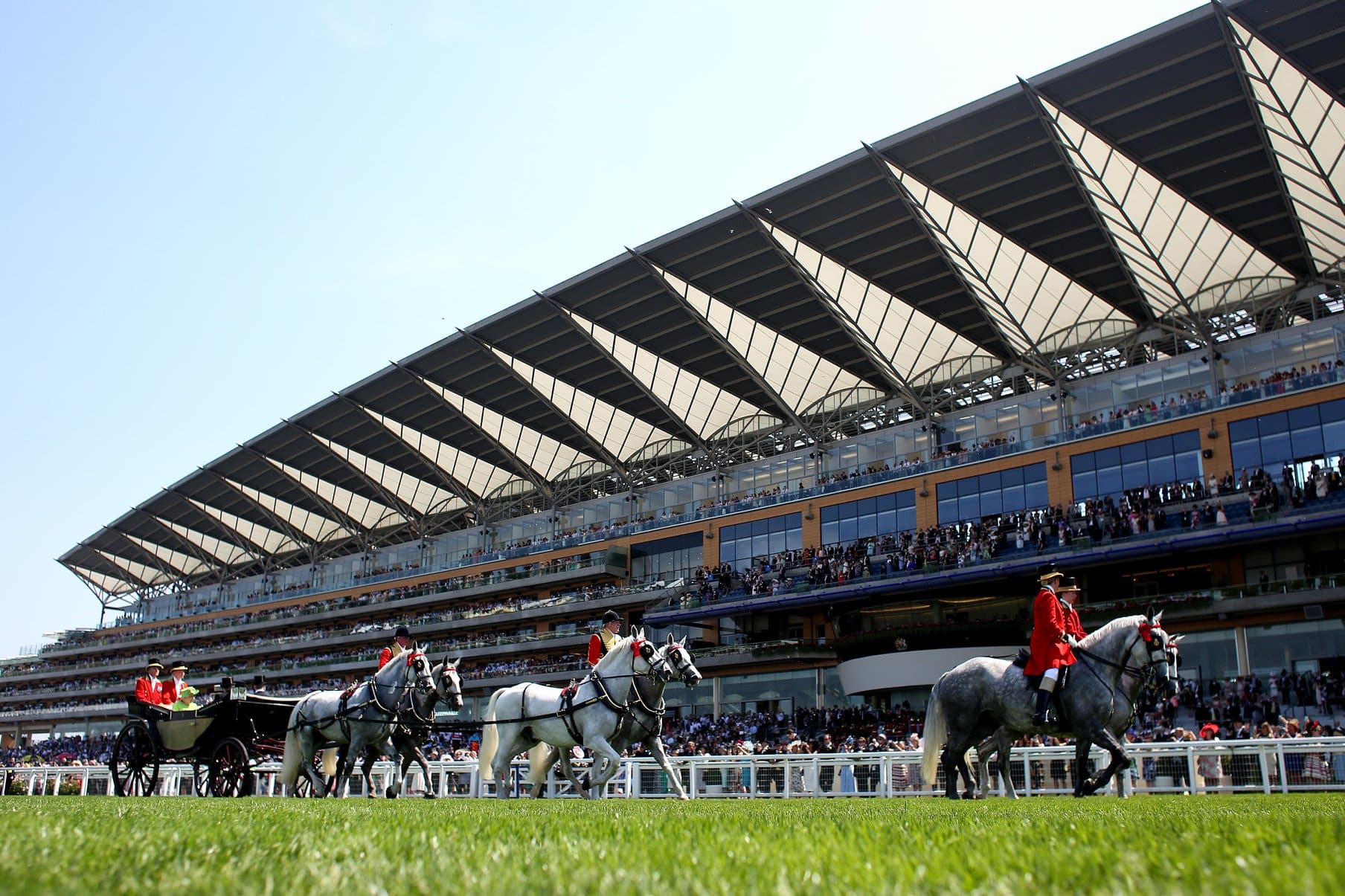 Accidental Agent Scores in Queen Anne at Royal Ascot