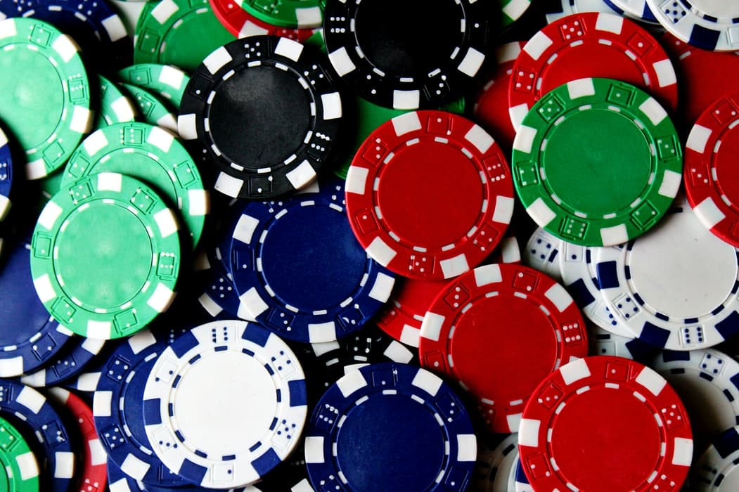 7 Tournament Strategies To Win on an Online Poker Game